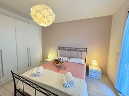 Casa Helios by Ca-sa Check