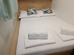 Comfort Two Bedroom Mobile Homes Pirovac