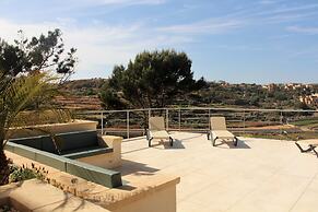 Farmhouse With Pool and Valley Views