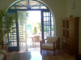 Spacious &comfortable, Traditional Villa- Large Private Pool, Terraces