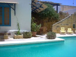 Spacious &comfortable, Traditional Villa- Large Private Pool, Terraces