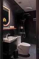 The Lamp Boutique House