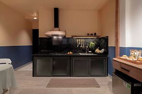 The Lamp Boutique House