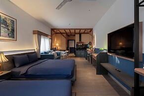 The Lamp Boutique House