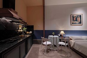 The Lamp Boutique House