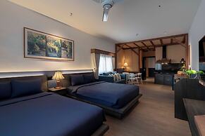 The Lamp Boutique House