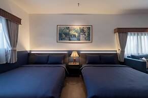 The Lamp Boutique House