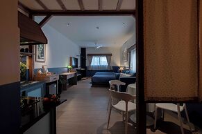 The Lamp Boutique House