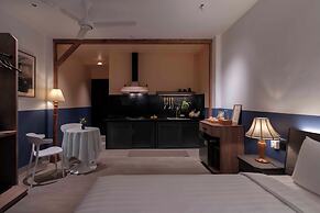 The Lamp Boutique House