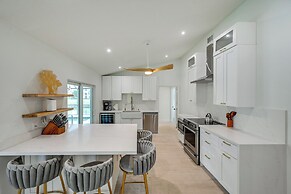 Private Pool, Patio & Peace: Marco Island Getaway