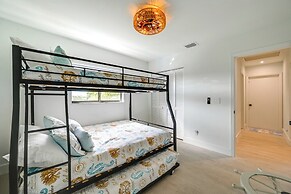 Private Pool, Patio & Peace: Marco Island Getaway