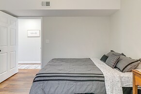 2 Mi to University of Louisville: Apt w/ Deck!