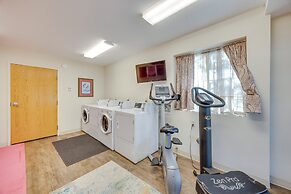 Pikes Peak Mountain Views: Manitou Springs Apt