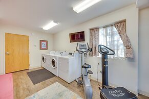 Mountain-view Apt: Walk to Local Attractions!