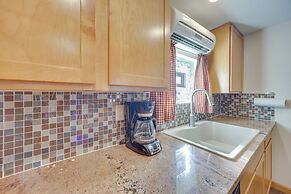 Walk to Attractions: Manitou Springs Studio