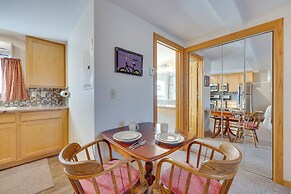 Walk to Attractions: Manitou Springs Studio