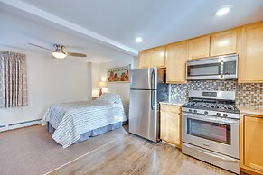 Walk to Attractions: Manitou Springs Studio