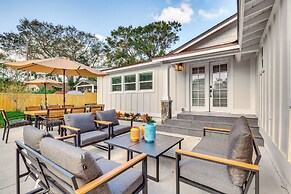 Fenced Yard: Lakeland Home Adjacent to Golf Course