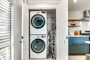 Fenced Yard: Lakeland Home Adjacent to Golf Course