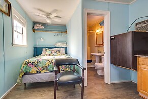 Studio ~ 5 Mi to Waveland Beach & Pier!