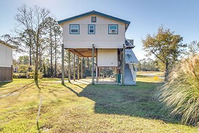 5 Mi to Beach: Bay St Louis Home w/ Launch & Dock