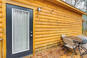 Romantic Log Cabin in the Smokies w/ Fire Pit!