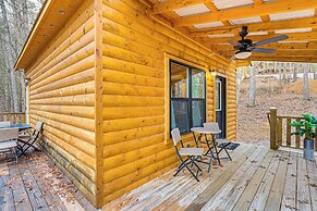 Romantic Log Cabin in the Smokies w/ Fire Pit!