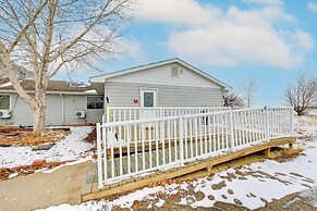 Near Golf & Trails: Malta Retreat w/ Shared Grills