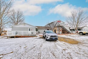 2 Mi to River: Malta Retreat w/ Community Grills!