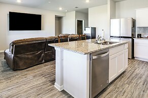 13 Mi to Baton Rouge: Family-friendly Home