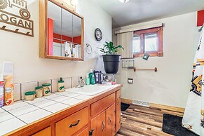 8 Mi to Scotts Bluff Nat'l Monument: Family Home