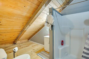 Private Lake On-site: Secluded Retreat in Grant!