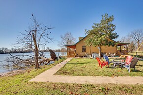 Private Lake On-site: Secluded Retreat in Grant!