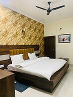 HAWELI RESTAURANT AND GUEST HOUSE