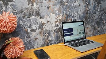 Ground floor Apt Slough by Easy2Manage