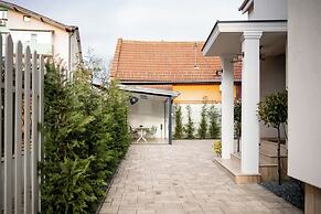 Olivia 9teen Hotel Boutique