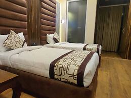 HOTEL KHS LANDMARK