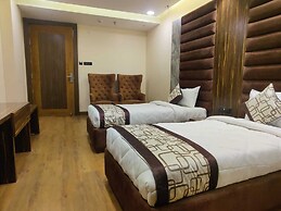 HOTEL KHS LANDMARK