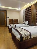 HOTEL KHS LANDMARK