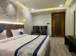 HOTEL KHS LANDMARK