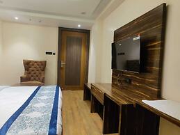HOTEL KHS LANDMARK