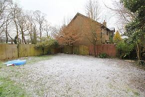 St Albans Spacious Party House