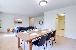 Crystal City Condo w Top Amenities