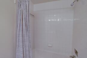 Crystal City Condo w Top Amenities