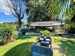 Spoleto Poolside - apt Sleeps 4 on Beautiful Campus - 1 km max Spoleto