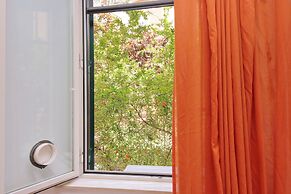 Cozy flat neat the Univesity