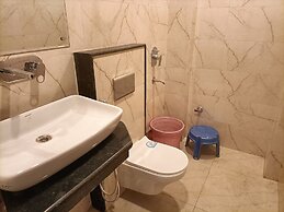 Hotel Tark Plaza Near IGI Airport Delhi