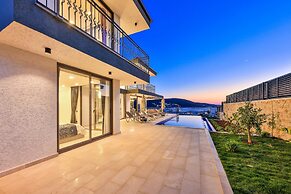 Villa Etoo in Ye ilk y Mahallesi