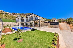 Villa Etoo in Ye ilk y Mahallesi