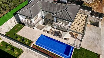 Villa Etoo in Ye ilk y Mahallesi